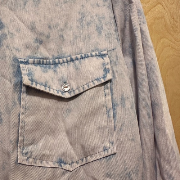 GB Button Down - Picture 3 of 6